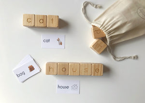 English Alphabet spelling set with sight cards